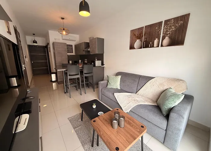 Apartment Central 1Br Sleep 4 Close To Valletta & St Julians *